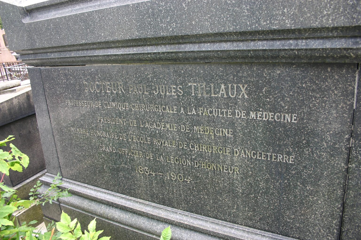 Paul%20Tillaux%27s%20tomb%2C%20Pere%20Lachaise%20Cemetery%2C%20Paris%20%20-%2004.JPG